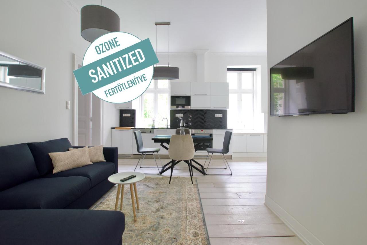Luxury Apartment By Hi5 - Oktober 6 Street Budapest Luaran gambar