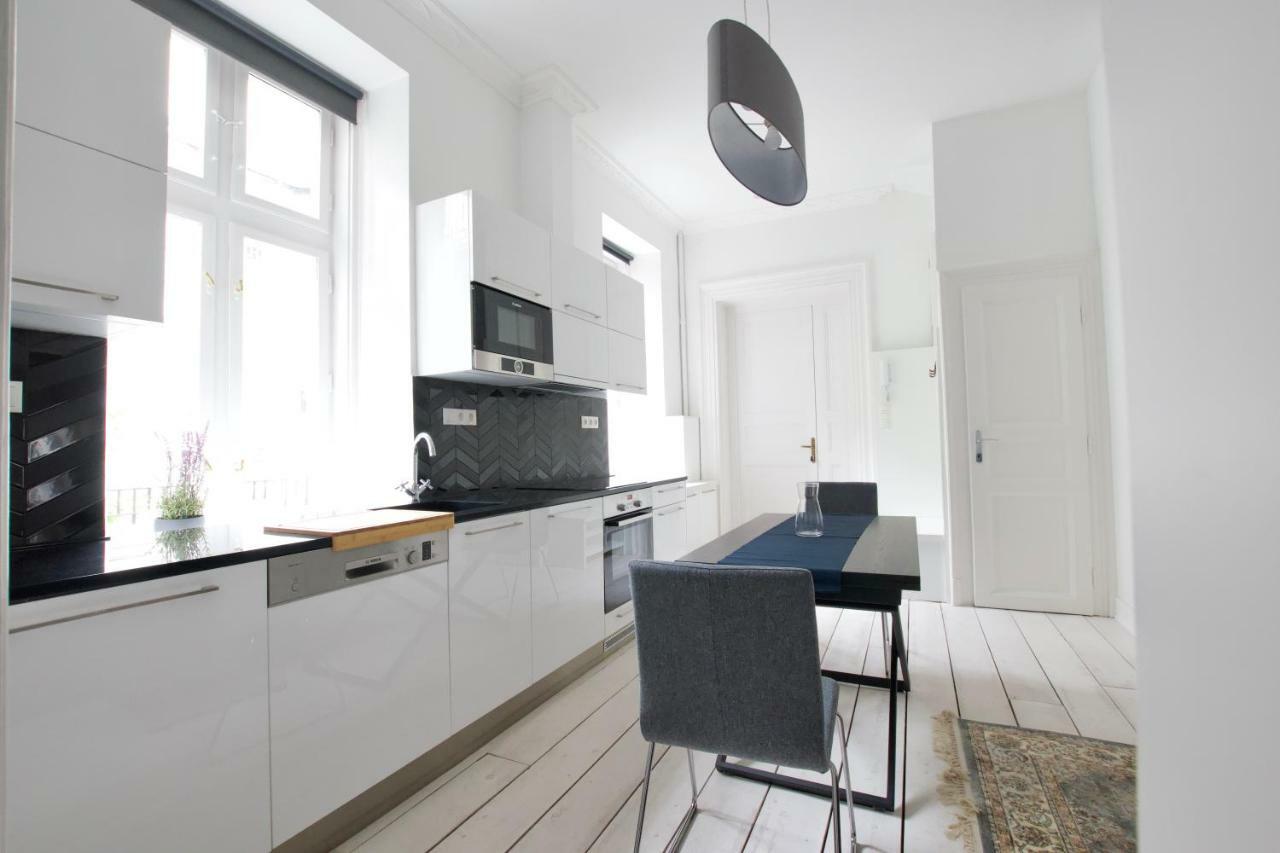 Luxury Apartment By Hi5 - Oktober 6 Street Budapest Luaran gambar